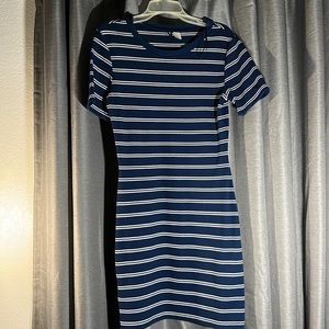 H&M Blue/White Striped Sweater Dress - Fitted (Has Stretch)